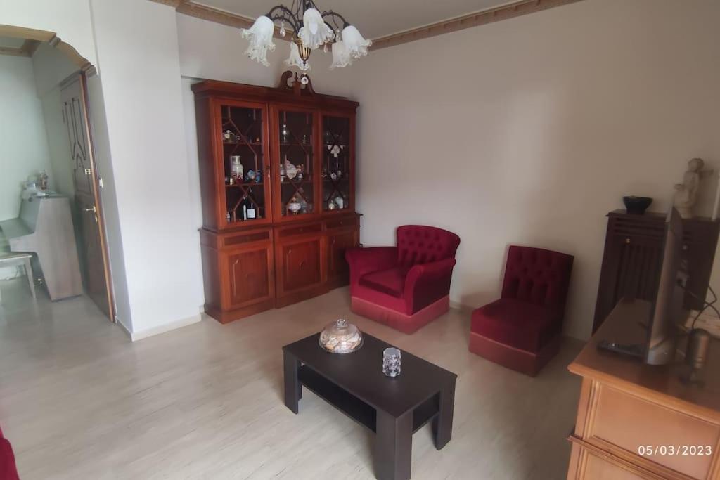 Sq Varnava Appartment Atene Esterno foto