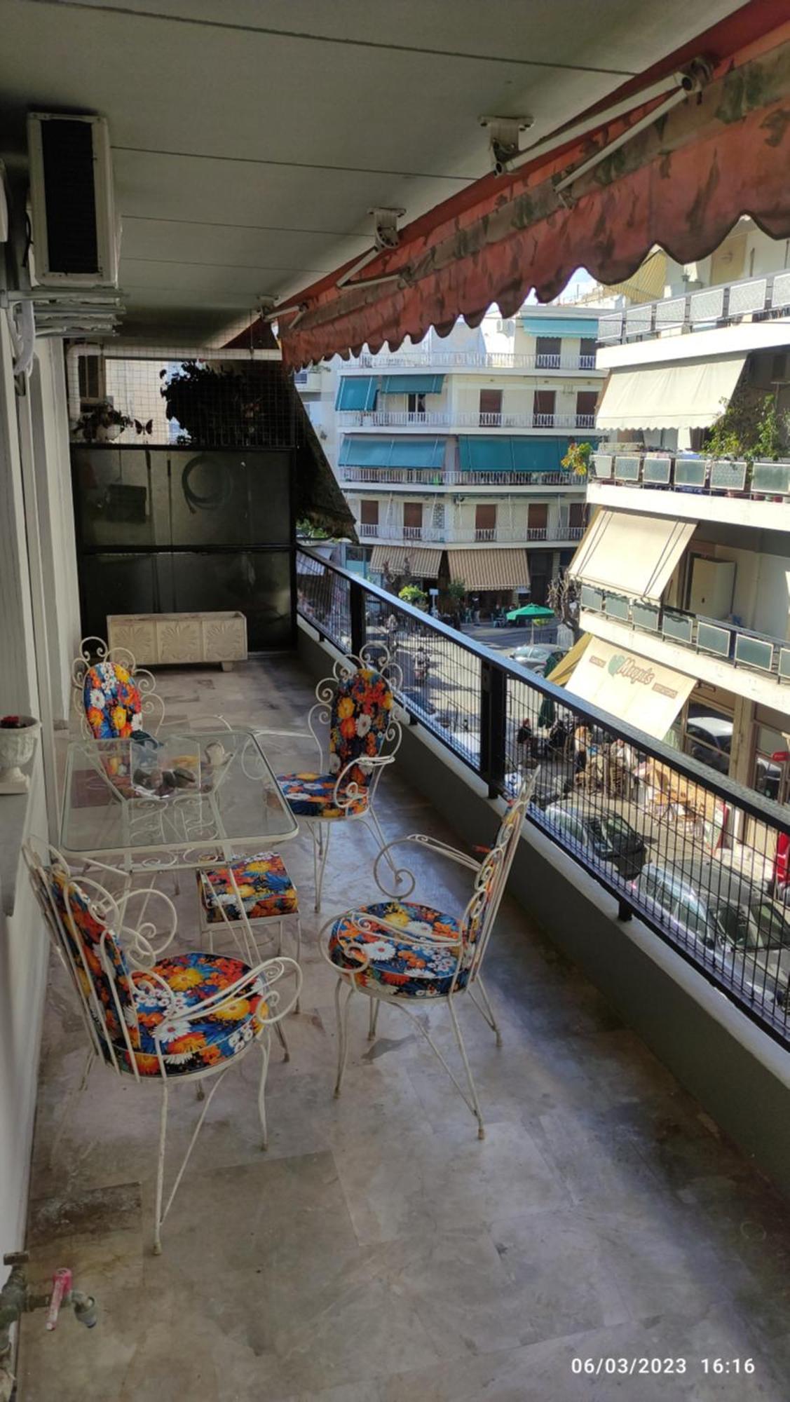 Sq Varnava Appartment Atene Esterno foto