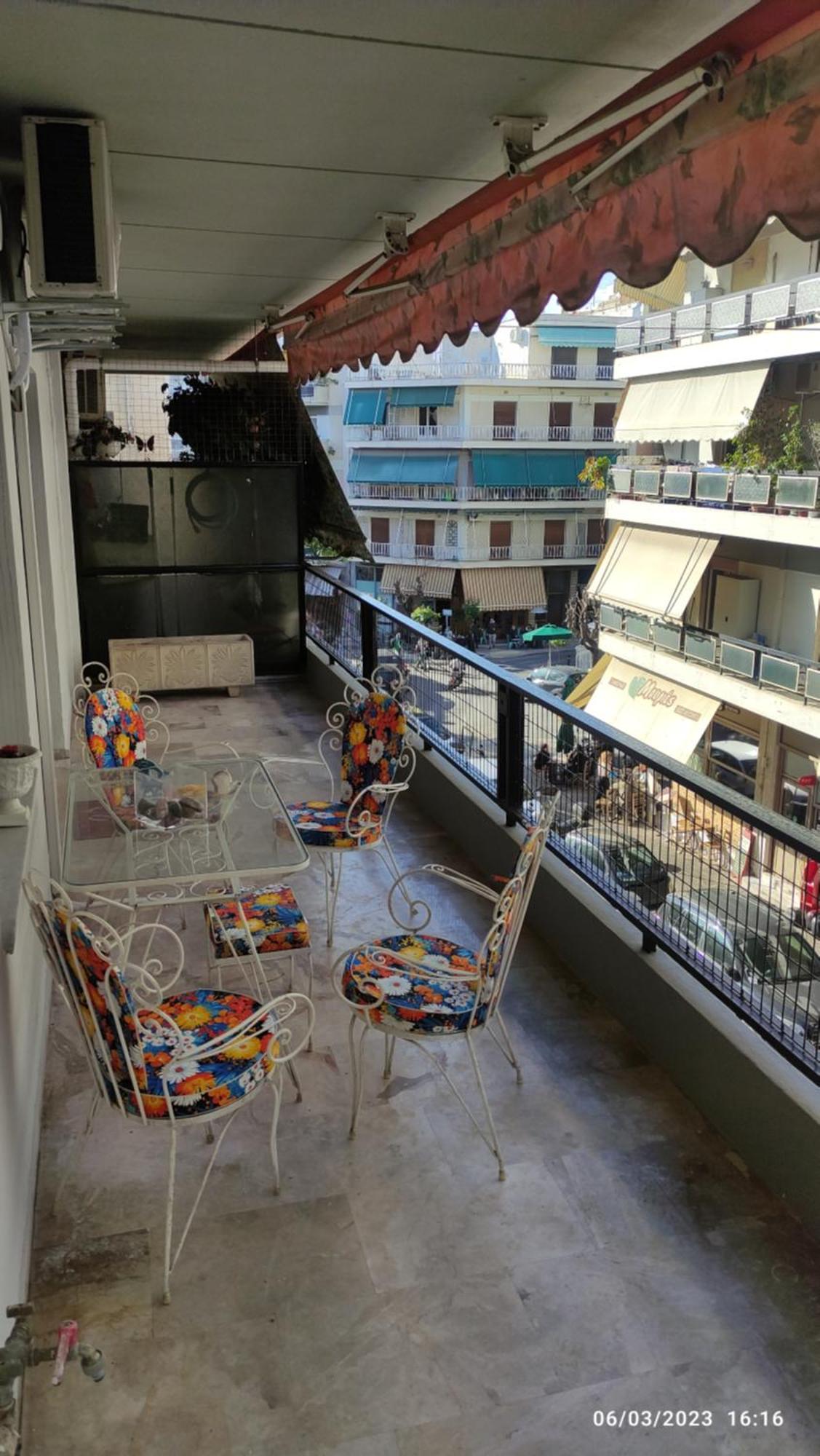 Sq Varnava Appartment Atene Esterno foto